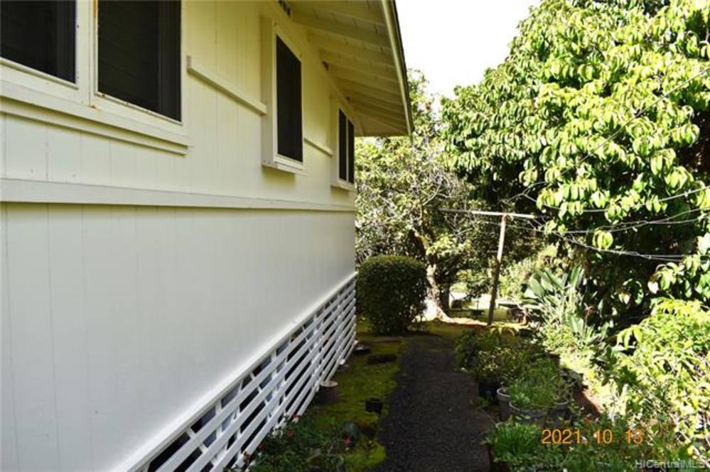 1607 Alewa Drive House for Sale in Honolulu 202126031 Galen Miura