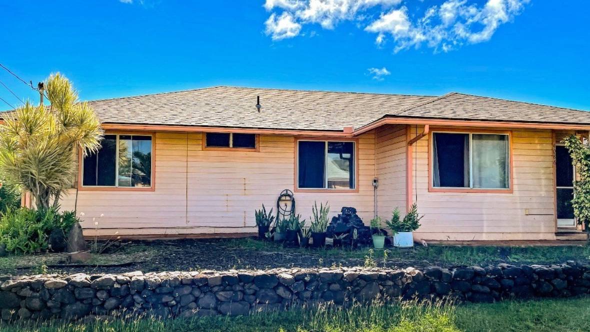 4086 MAHUAHUA RD House for Sale in ANAHOLA 656169 Lauren Pingree