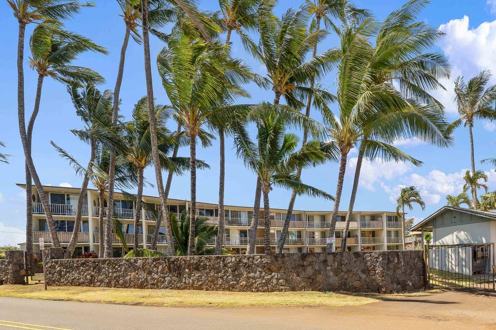 777 HANA Hwy 110 Condo for Sale in Paia 393706 John B Guard IV