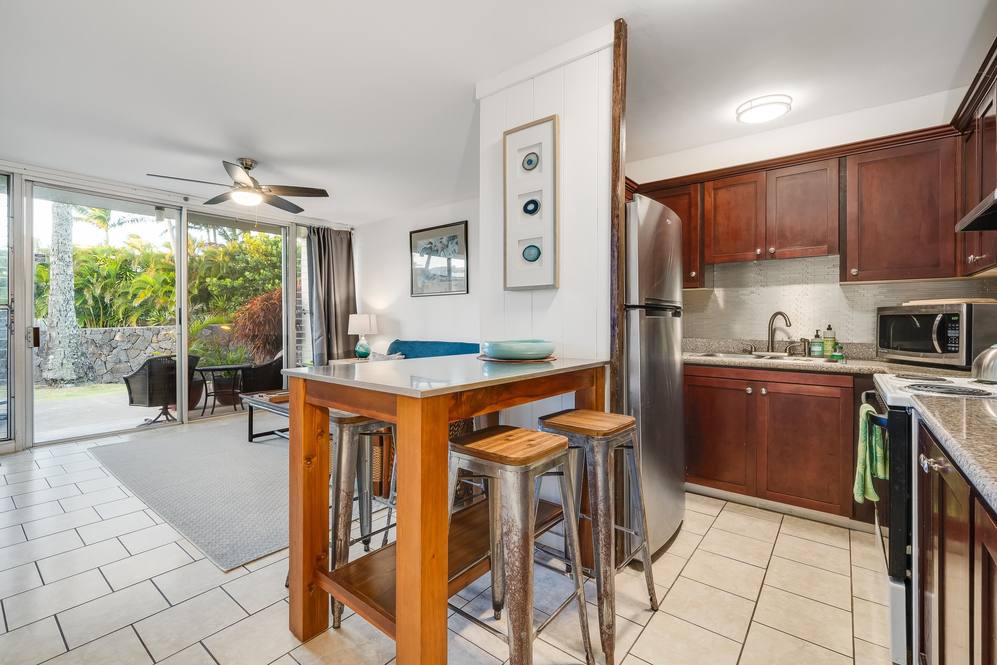 777 HANA Hwy 110 Condo for Sale in Paia 393706 John B Guard IV