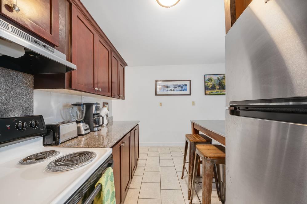 777 HANA Hwy 110 Condo for Sale in Paia 393706 John B Guard IV