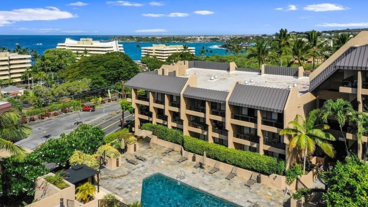 755865 WALUA RD E635 Condo for Sale in KAILUAKONA 656888 Max B