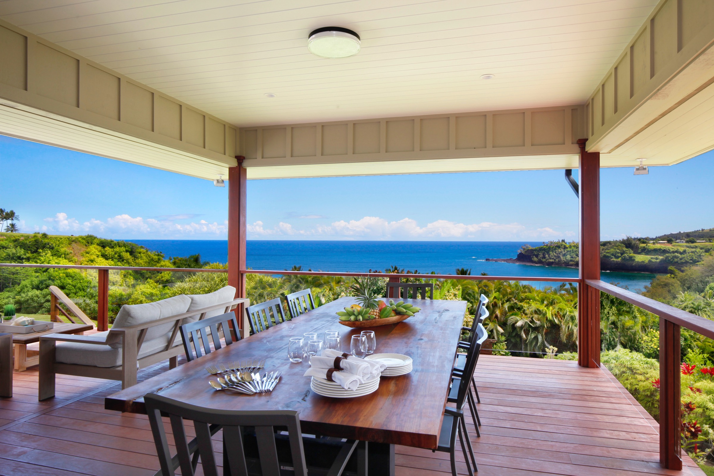 outdoor dining room on a covered deck in hawaii