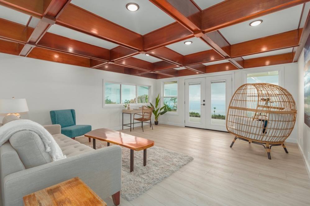 731269 KALOKO DR House for Sale in KAILUAKONA 661412 Mike