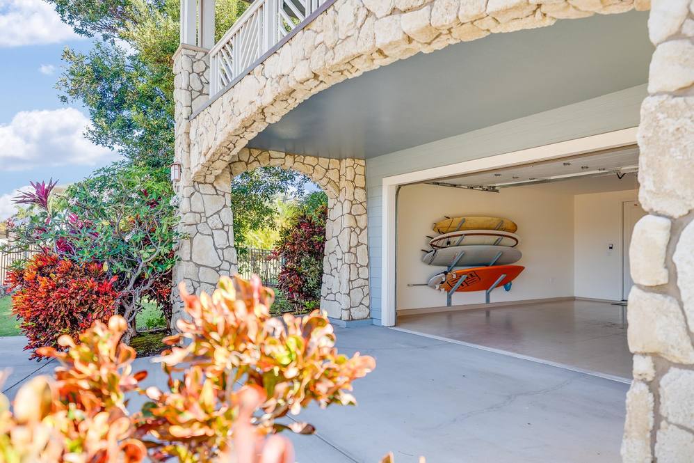 117 Laukahi St House for Sale in Kihei 395386 Lydia Pedro