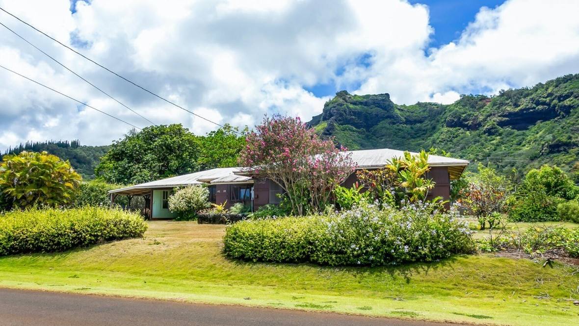 335 HOOKIPA RD House for Sale in KAPAA 663062 Darian Peralta