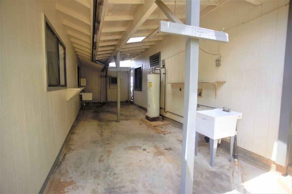 2857 AUKOI ST Image 26