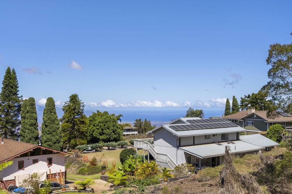 12 Kaweo Pl House for Sale in Kula 397036 Jeremy Stice Hawaii Life