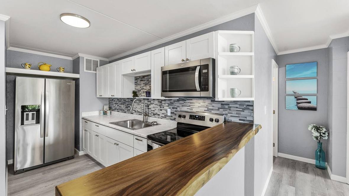 111 KAHULUI BEACH Rd B409 Condo for Sale in Kahului 397297 Darla