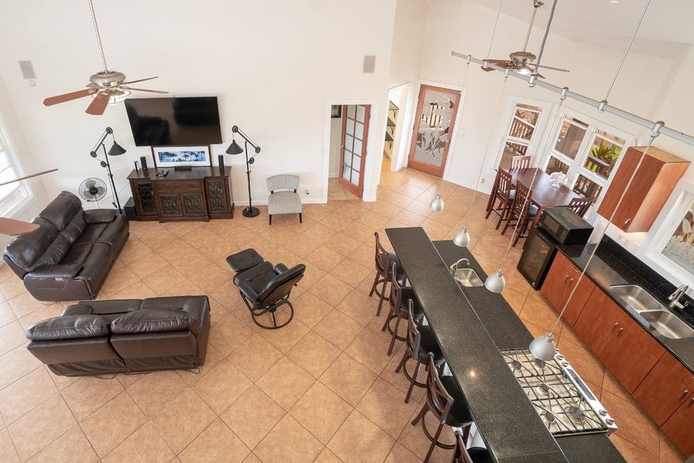 3238 UNAHE ST Image 8