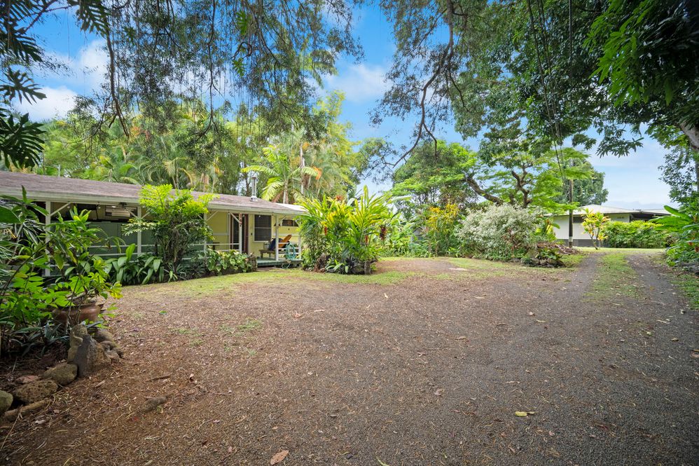 147 ROYAL DR Image 2