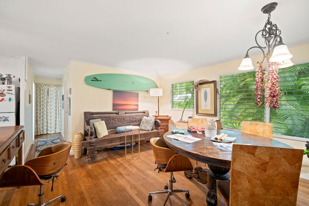 147 ROYAL DR Image 3