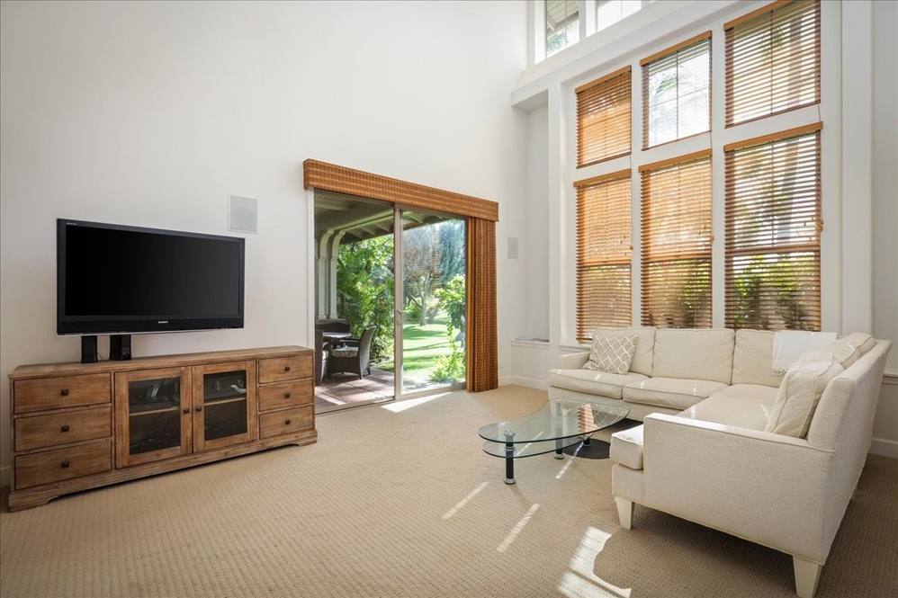 681118 N KANIKU DR 101 Condo for Sale in KAMUELA 666806 Steve