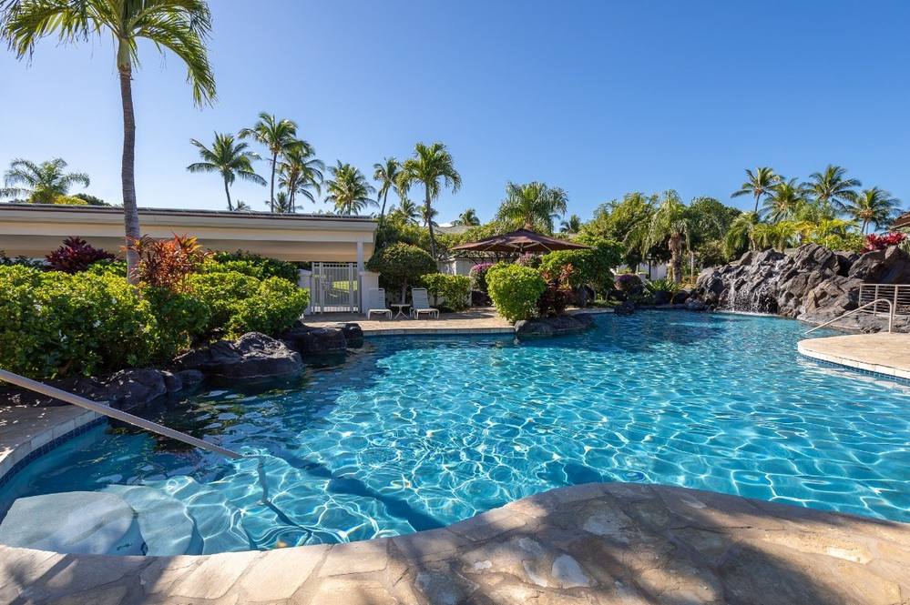 681375 PAUOA RD M2 Condo for Sale in KAMUELA 667094 Leeana