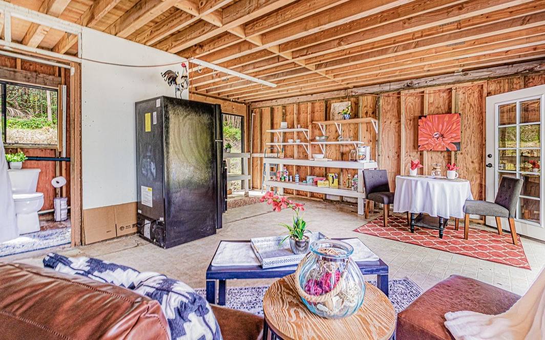 174321 ENOS RD House for Sale in MOUNTAIN VIEW 667502 Denise