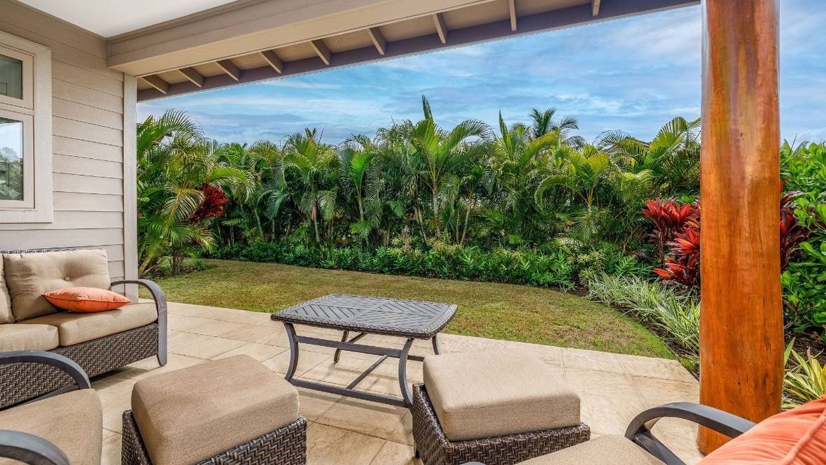 681122 KANIKU DR 430802 Condo for Sale in KAMUELA 667911 Beth