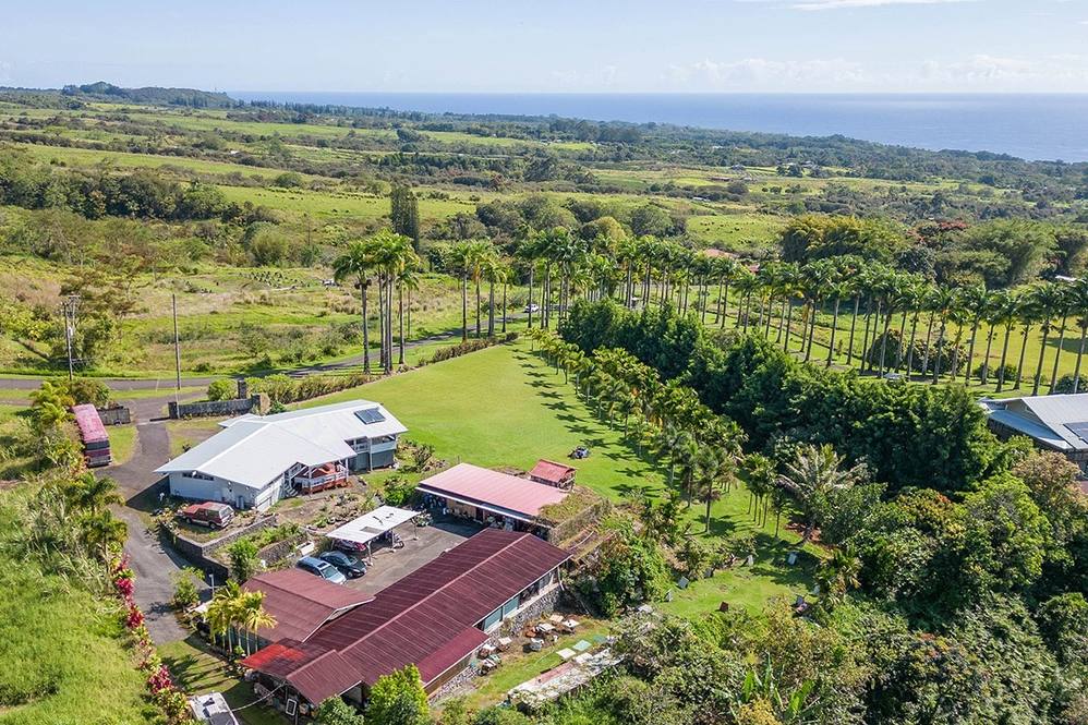 27641 KAIEIE RD House for Sale in PAPAIKOU 669152 Hawaii Life