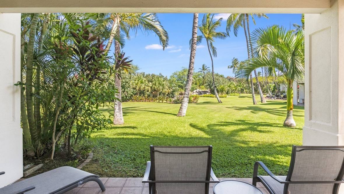 681375 PAUOA RD Q4 Condo for Sale in KAMUELA 669621 Jake