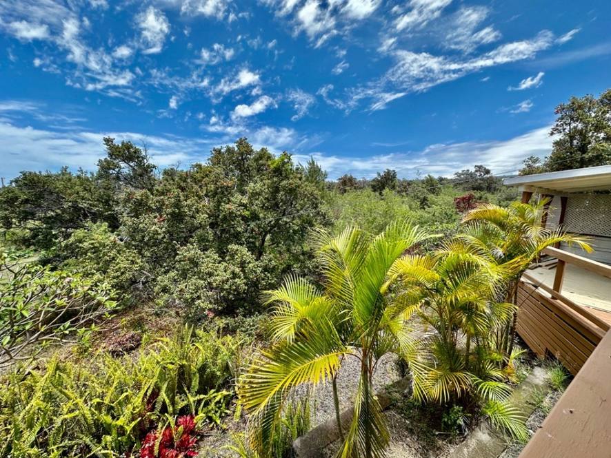 928478 BOUGAINVILLAEA DR House for Sale in OCEAN VIEW 669369 Jene Green Hawaii Life