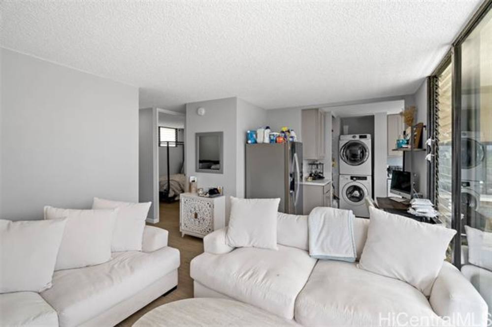 2121 Ala Wai Boulevard 1806 Condo for Sale in Honolulu 202312907