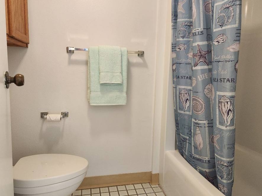 101 HILO LAGOON CENTRE 417 Condo for Sale in HILO 670054 Renee