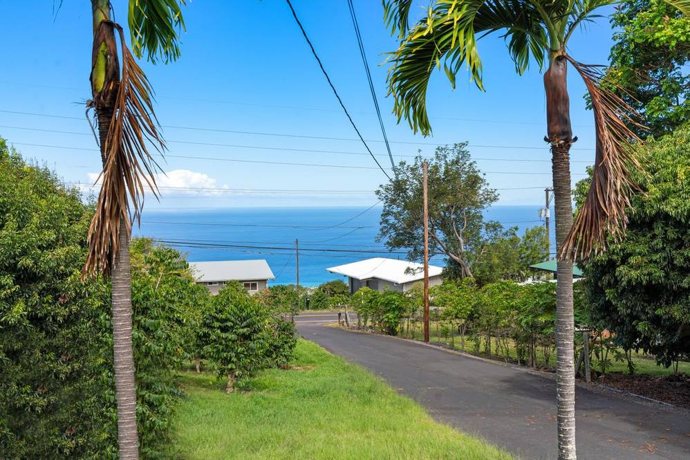 786389 MAMALAHOA HIGHWAY Land for Sale in HOLUALOA 702612 Tanya