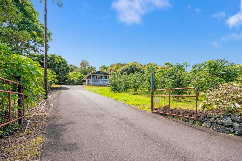 786389 MAMALAHOA HIGHWAY Land for Sale in HOLUALOA 702612 Tanya