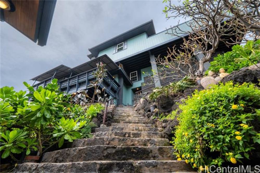 4074 Puu Eleele Place House for Sale in Honolulu 202306789 Hawaii