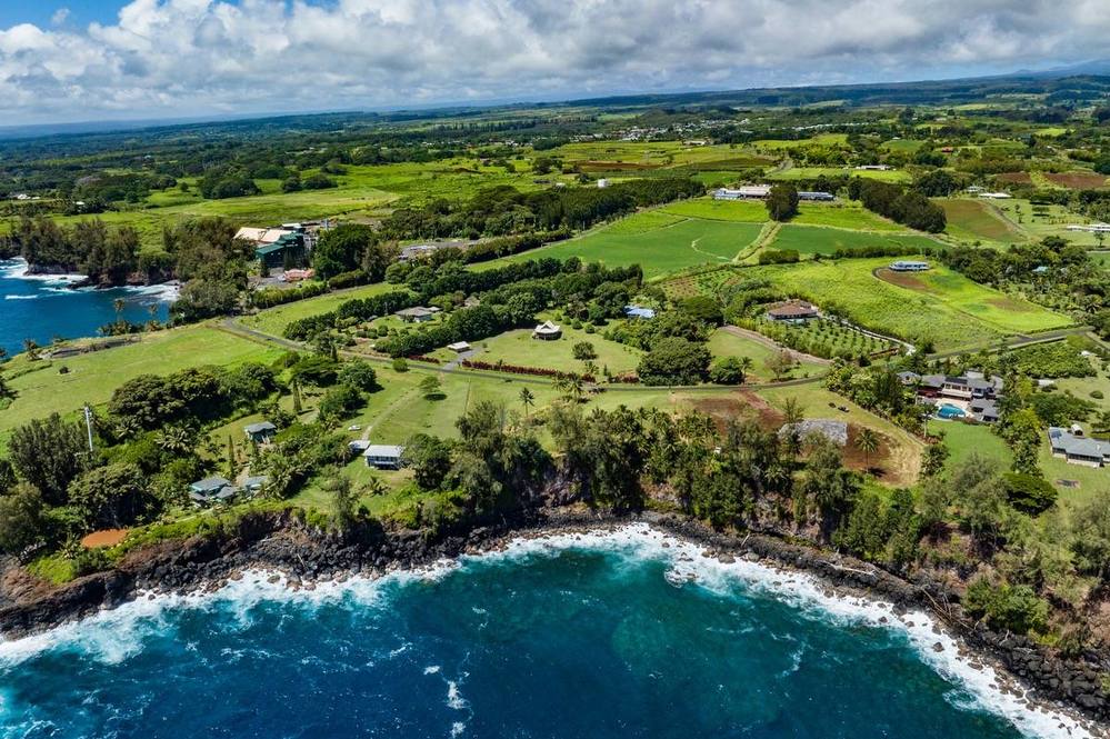 283033 BEACH RD House for Sale in PEPEEKEO 703419 Hawaii Life