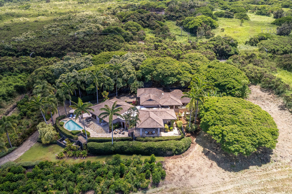 816641 AUAMO PL House for Sale in KEALAKEKUA 670576 Carrie Nicholson Hawaii Life