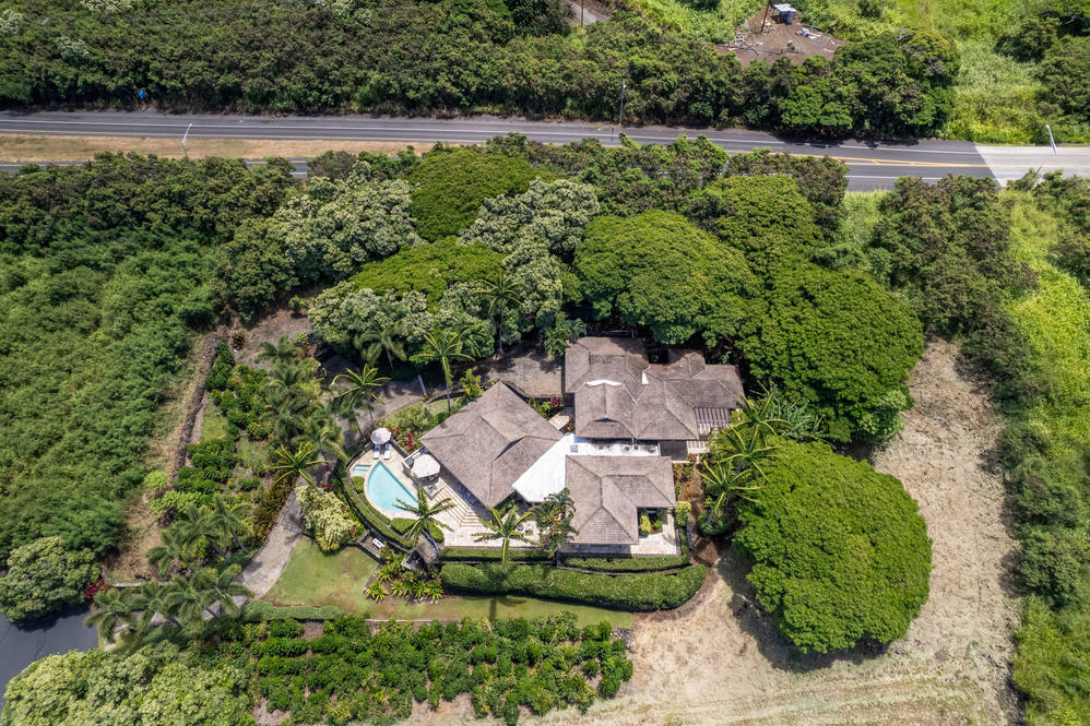 816641 AUAMO PL House for Sale in KEALAKEKUA 670576 Carrie Nicholson Hawaii Life