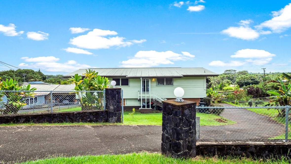 37 PILIALOHA ST House for Sale in HILO 670833 Noelani Spencer