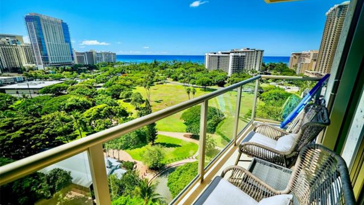 2045 KALAKAUA Avenue 1207 Condo for Sale in Honolulu 202322587