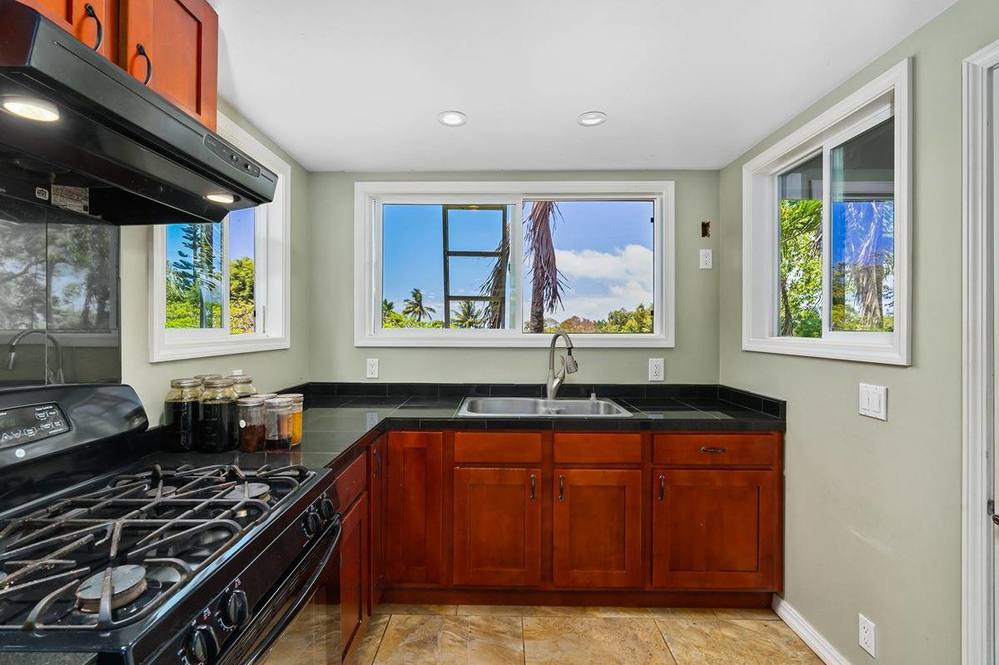 4620 KAPUNA RD House for Sale in KILAUEA 705078 Hawaii Life