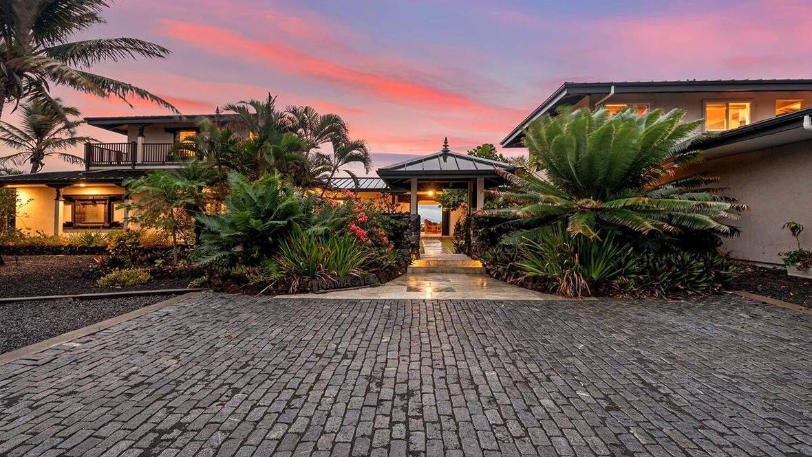 954667 HAWAII BELT RD House for Sale in NAALEHU 704592 Hawaii Life