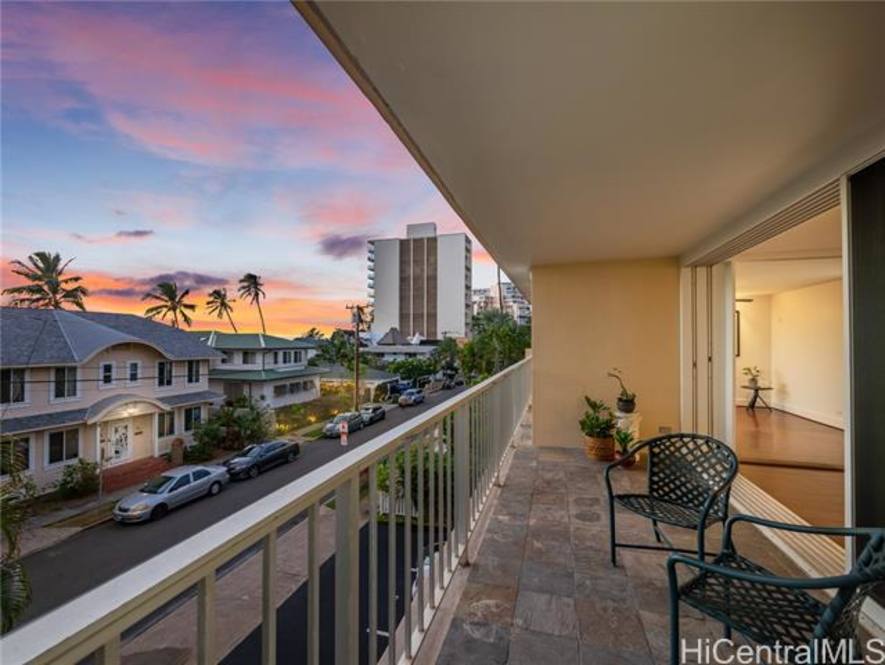 3056 Kalakaua Avenue 3W Condo for Sale in Honolulu 202325416