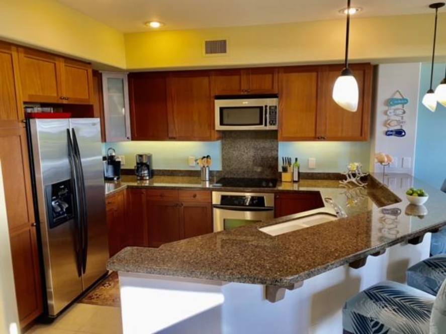 69-1033 NAWAHINE PL #8F Image 5