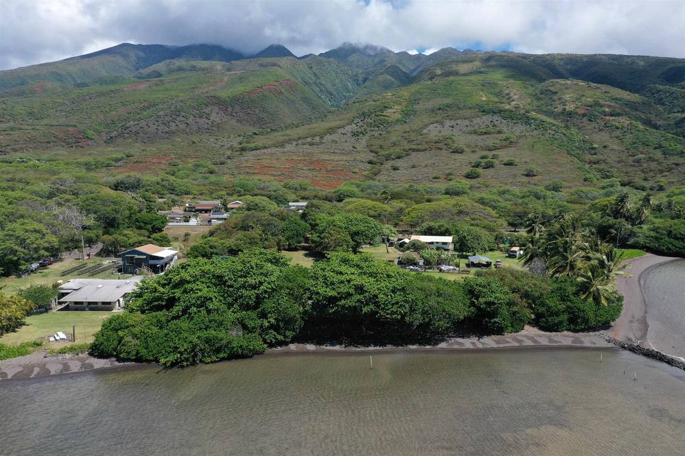 7760 Kamehameha V Hwy Land for Sale in Kaunakakai 400305 Hawaii Life