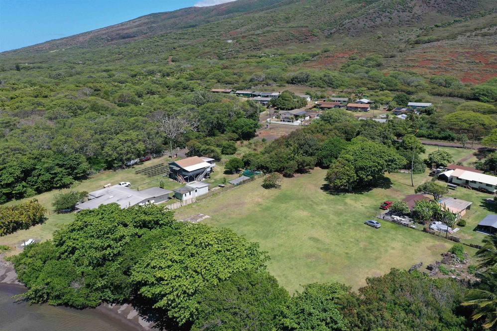 7760 Kamehameha V Hwy Land for Sale in Kaunakakai 400305 Hawaii Life
