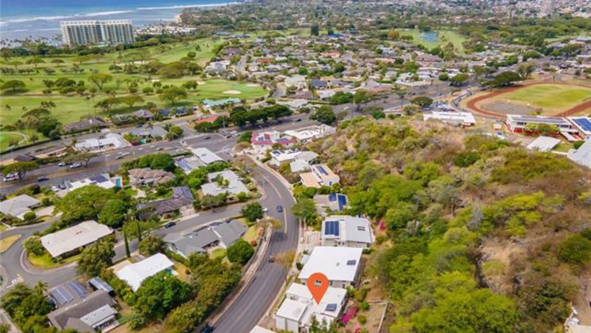 1244 Laukahi Street House for Sale in Honolulu 202328190 Hawaii Life