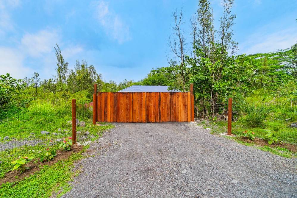 151909 4TH AVE House for Sale in KEAAU 709883 Hawaii Life