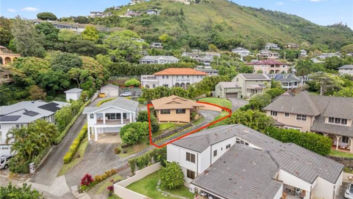 1974A Judd Hillside Road House for Sale in Honolulu 202406796