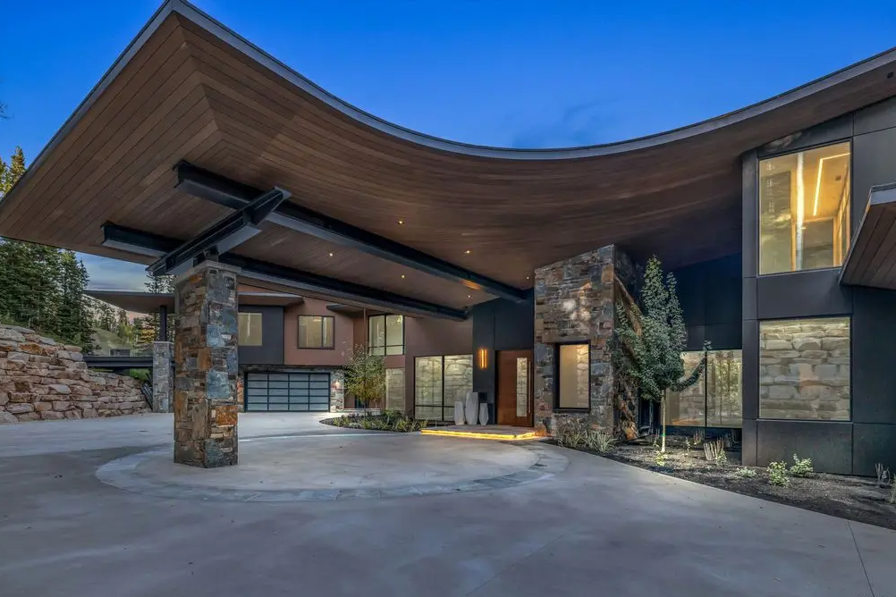 117 WHITE PINE CANYON RD