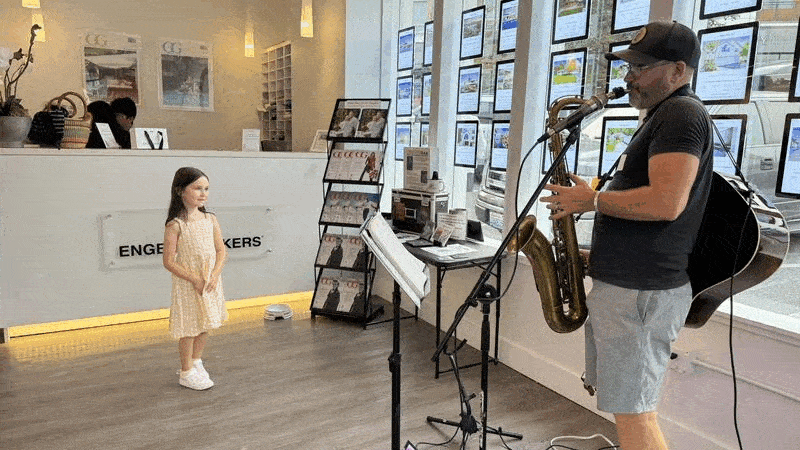 Scenes from September 2025 Mercer Island Art Walk @ E&V Mercer Island Shop