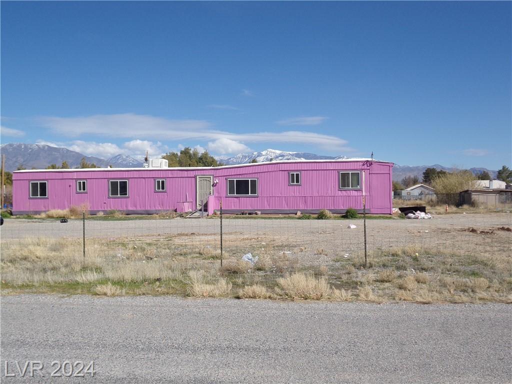 1711 Royal AVE