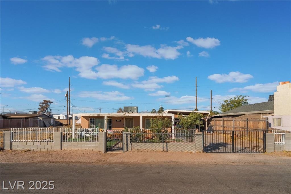 3327 Rio Grande ST