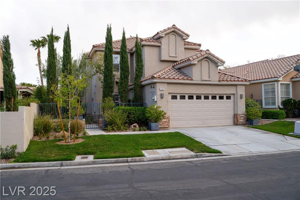 1352 Fox Acres DR