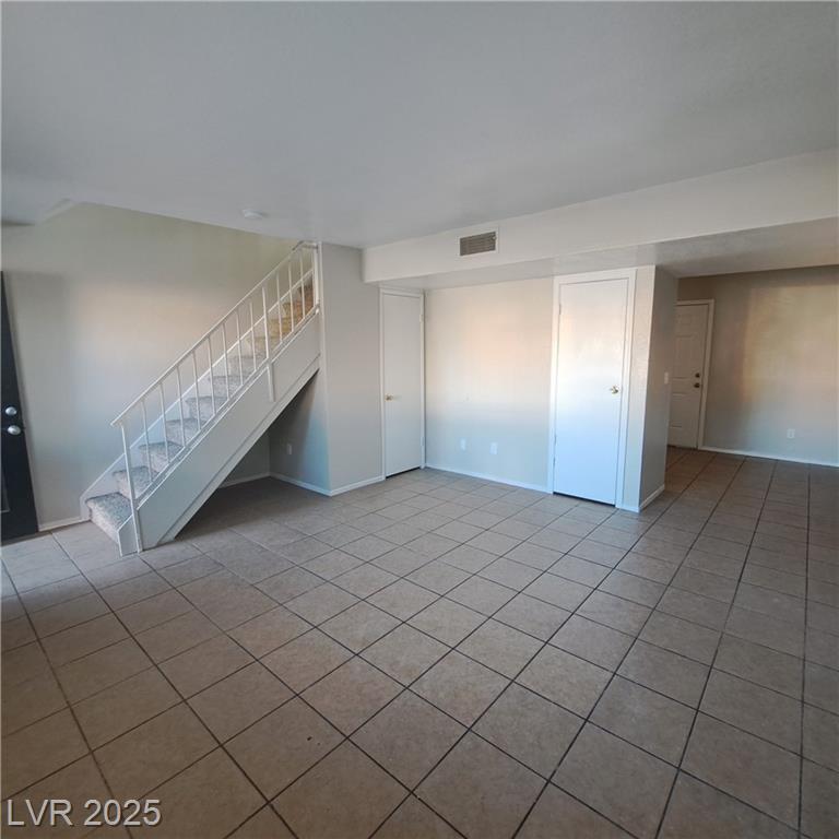 3417 Civic Center DR