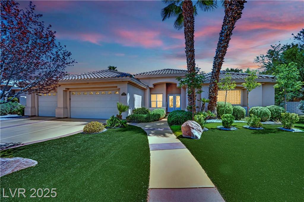 4722 Blue Mesa WAY