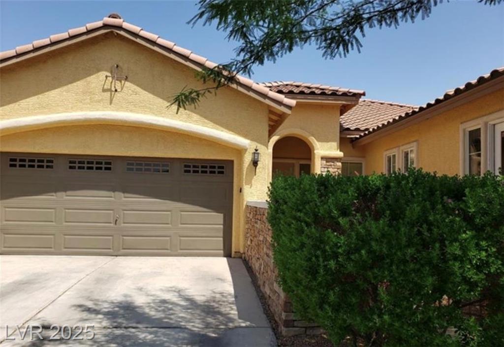 9338 Wilderness Glen AVE